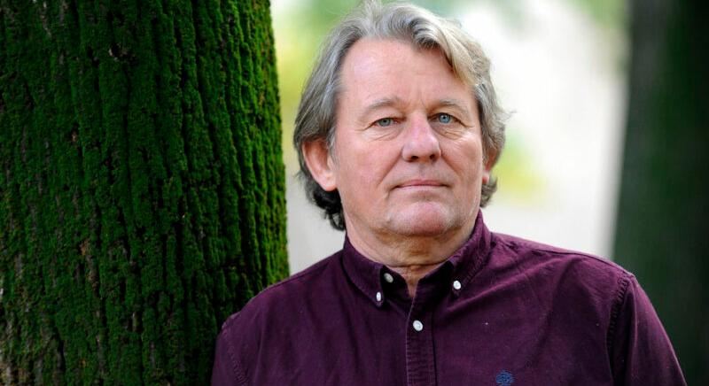 Szarvas József: “Vidnyánszky Attilának maradnia kell”