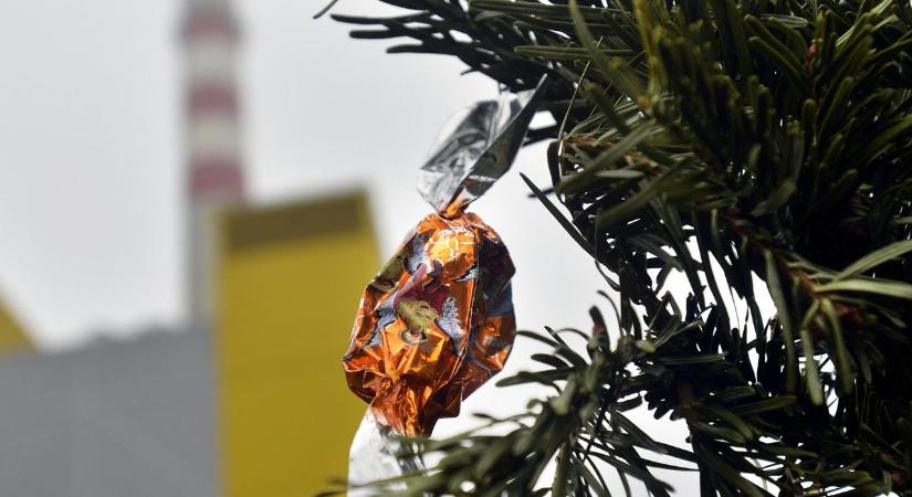 Még alig vannak kint a boltok polcain, de máris szaloncukrokat hívott vissza a Nébih