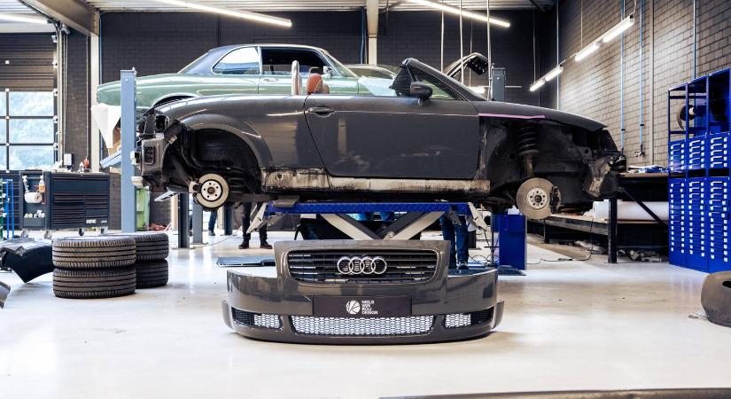 Különleges Audi TT-t faragnak egy első szériás Roadsterből