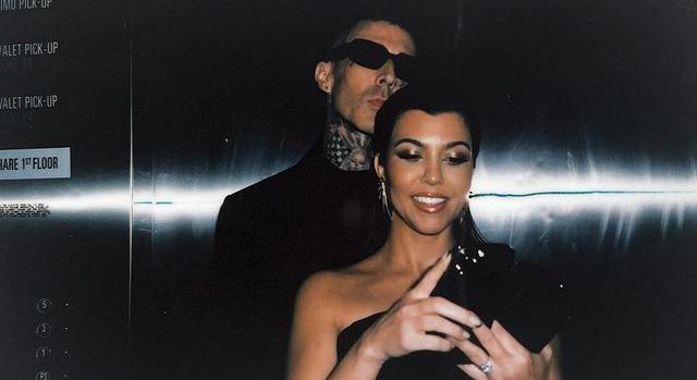 Megerősítették Kourtney Kardashian és Travis Barker kisfiának nevét