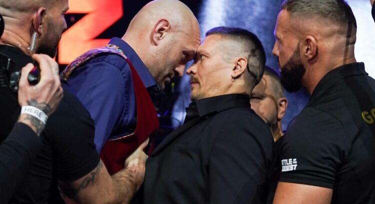Nézzétek ezt a kis fülbevalós p*ncit, hogy fél! – Tyson Fury keményen kiosztotta Usyk-ot