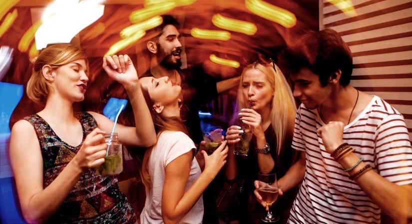 Last party in the Szenes Club this year