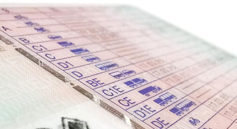 Kongatják a vészharangot: komoly nehézségekbe ütközhet a jogosítvány megszerzése