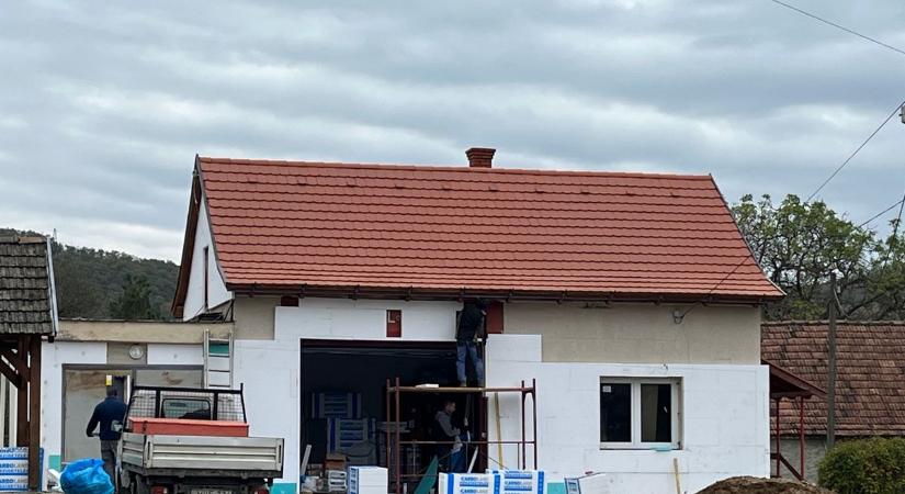 Megújul a monostorapáti tűzoltószertár