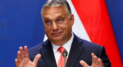 Az este két kormánybizottság is alakult, Orbán az elnöke mindkettőnek