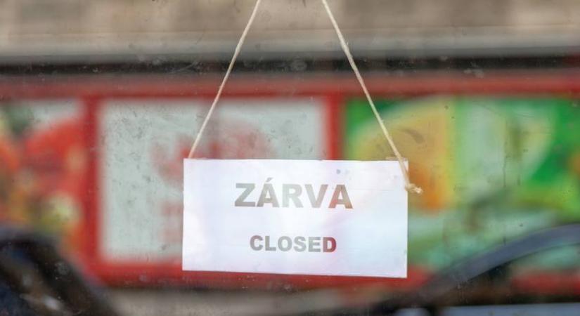 Visszajön a vasárnapi boltzár: már két áruházlánc is bejelentette