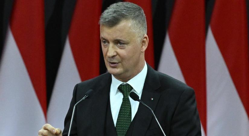 Kubatov Gábor: kétszáznégy nap múlva véget lehet vetni a „rémálomnak”