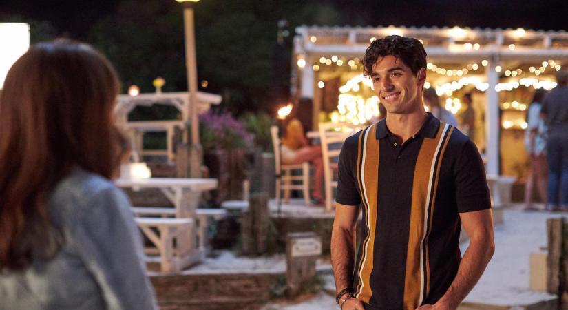 Taylor Zakhar Perez elárulta a véleményét arról, hogy Jacob Elordi nevetségesnek tartja A csókfülke-filmeket