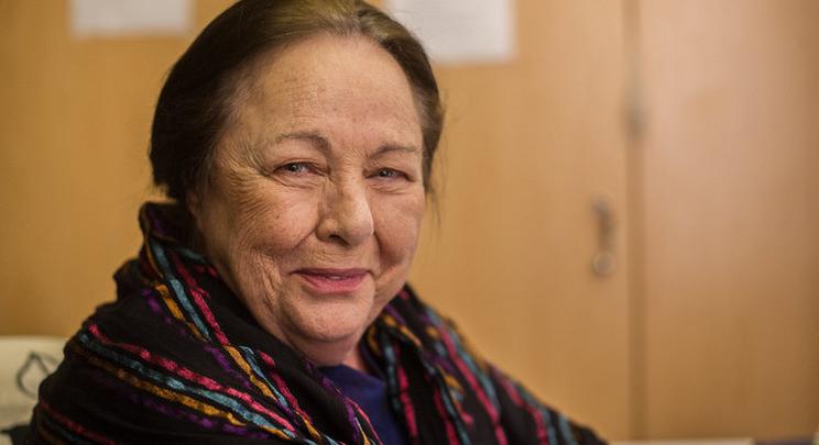 „Ma mindannyian máshogy játszunk majd, ott leszel velünk nehéz szívünkben a színpadon” – meghalt Csomós Mari, a Nemzet Színésze