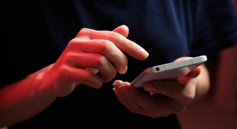 Hamarosan megszűnik az SMS-szolgáltatás: erre az időpontra kell nagyon figyelni