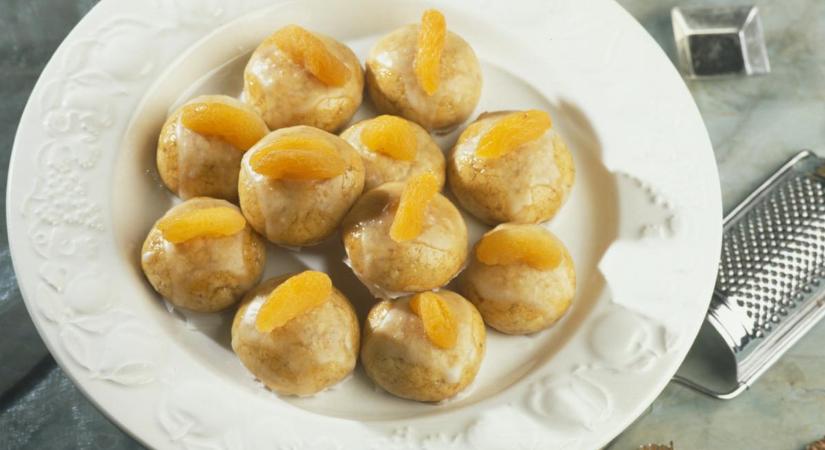 Diós-aszalt barackos falatkák recept