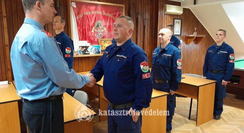 Tizenöt éve szolgálnak a hevesi katasztrófavédelmi őrs dicséretben részesült tűzoltói