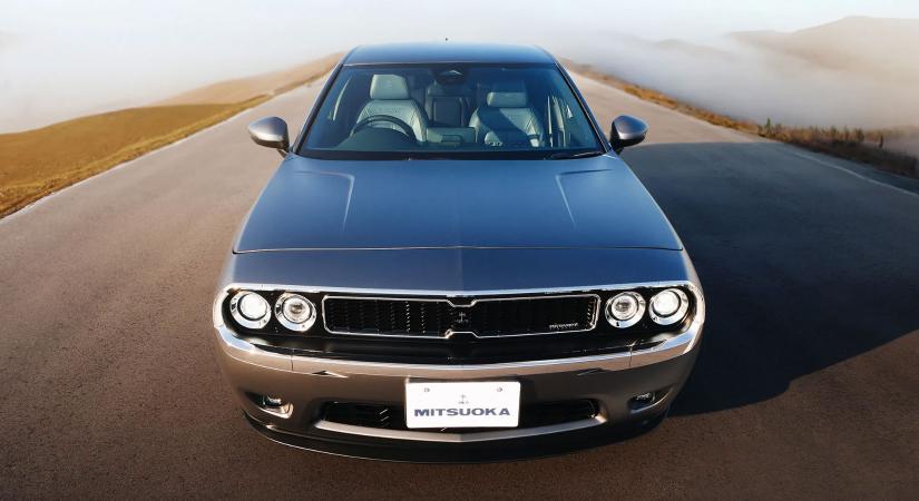 Dodge Challenger akart lenni ez a Honda Civic