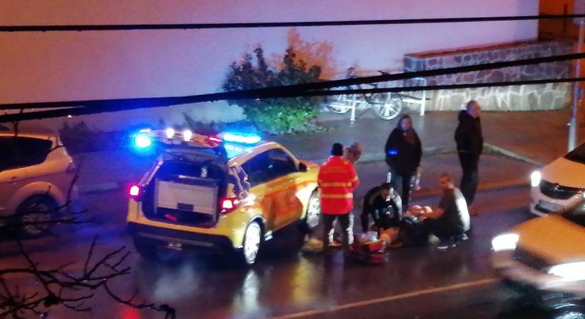 Gyalogost gázolt egy autós Budakeszin, a sérült ellátását a közelben működő orvosi ügyelet munkatársai kezdték meg
