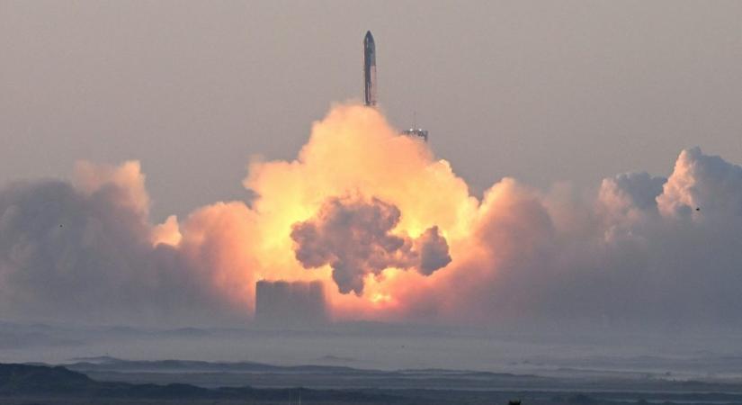 Ismét felrobbant Elon Musk óriási rakétája