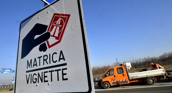 Kiderült, mennyibe kerül majd az egynapos autópálya-matrica