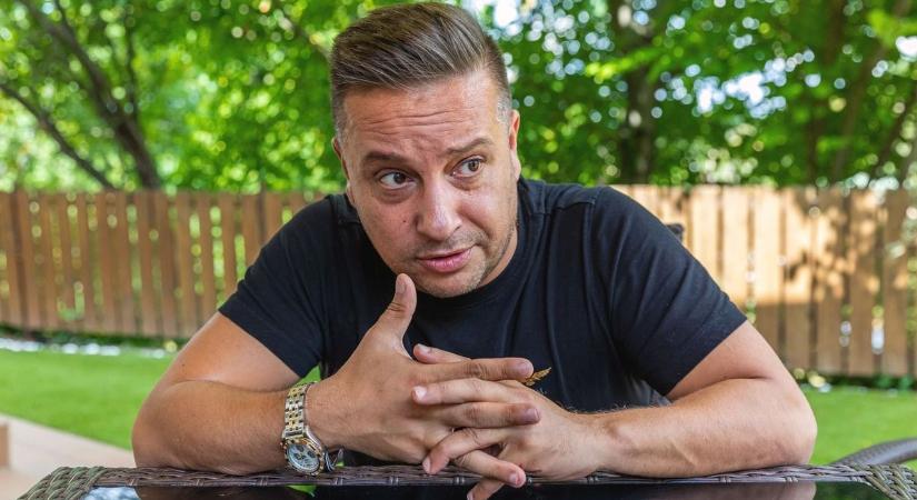L.L. Junior csirkére váltotta a mikrofont, új food truck hálózatot nyitott