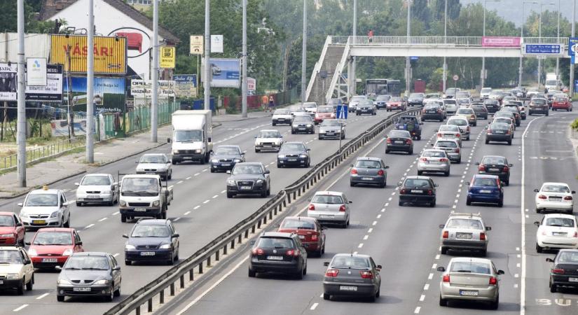 Ezt minden autósnak tudnia kell: kiderült, mennyibe kerül jövőre az egynapos autópálya-matrica
