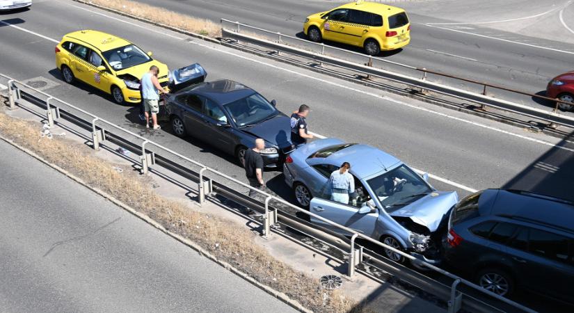 Nagyon jól járhat, aki most köt kötelező biztosítást az autójára