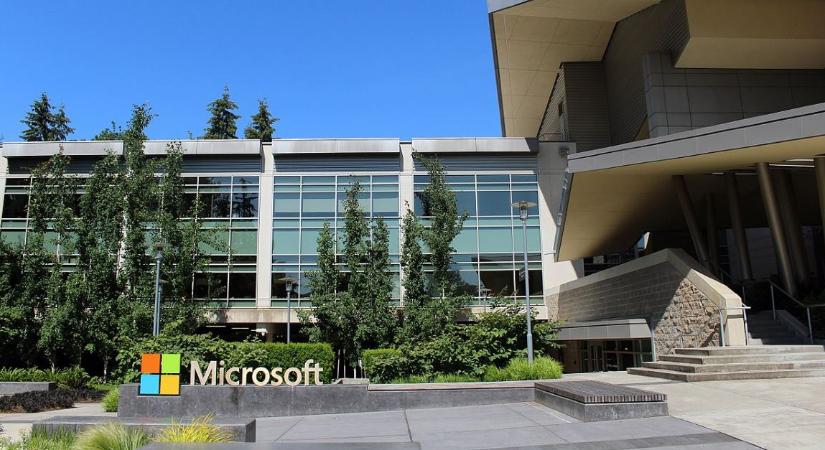 A Microsoftnál folytatja a ChatGPT-t fejlesztő cég társalapítója