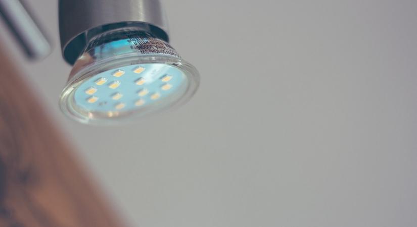 Indul a LED-csere program Sárváron