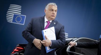 Magyarországon a politikai folklór része lett, hogy a kormány hadba vonul az EU ellen