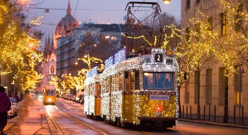 December 1-től közlekedik a karácsonyi fényvillamos Budapesten