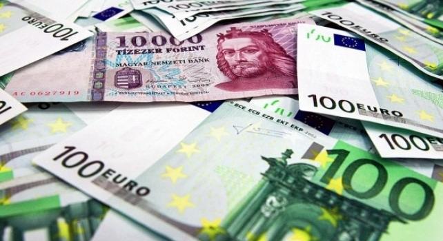Gyengült a forint kora este