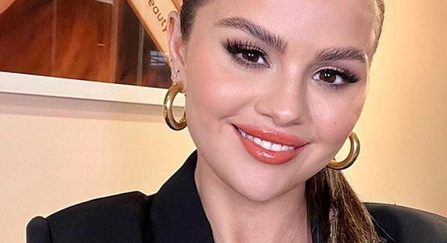 Billboard Music Awards - Selena Gomez nagyon cuki outfitben vette át a díját