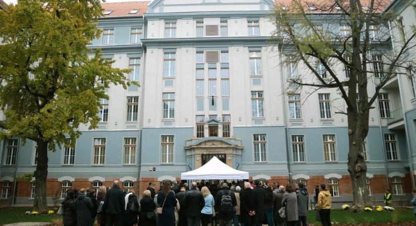 Megújult az orvosképzés legendás helyszíne Szegeden