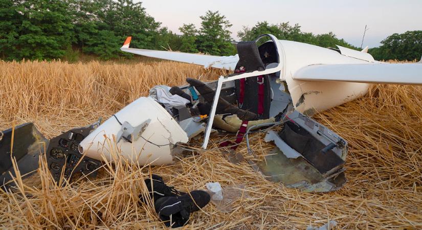 Lezuhant egy kisrepülő Úrhidán, többen megsérültek, mentőhelikopter érkezett a helyszínre