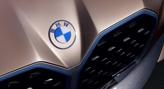 Utcán is felbukkant egy új elektromos BMW, ami a debreceni modell testvére lehet