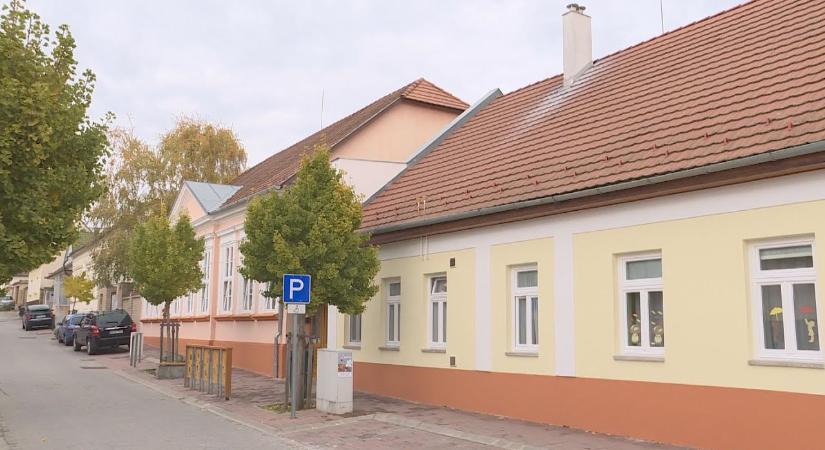 Megújult a Vörösmarty utcai óvoda homlokzata