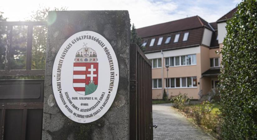 Vizsgálat indult a gyógypedagógiákon a méltatlan körülmények miatt, végre lépett az ombudsman