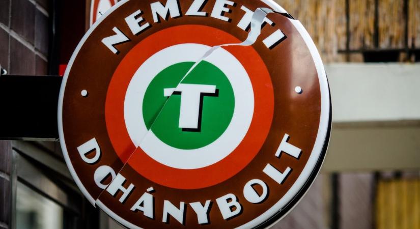 Új lehetőséget nyitott Lázár János a dohánypiacon