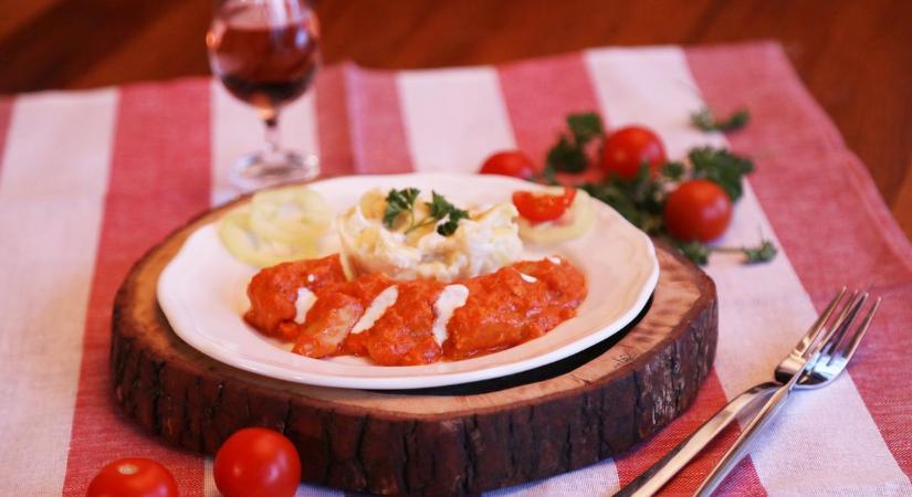 Tuti magyaros recept: bakonyi harcsapaprikás