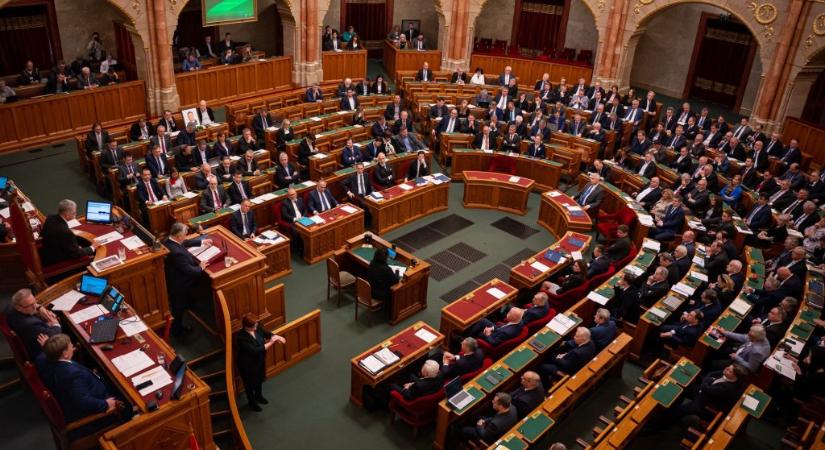 Soron kívüli parlamenti ülést hívnak össze a szuverenitásvédelmi törvény tárgyalására