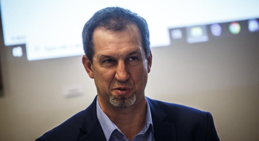 Horváth Gábor: Adja el a szombathelyi önkormányzat a Gothard-kastélyt!