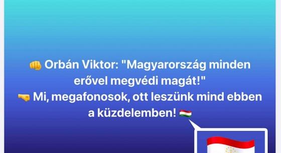 Tádzsik zászlóval tett hűségeskü Orbán és a haza megvédése mellett a Megafon