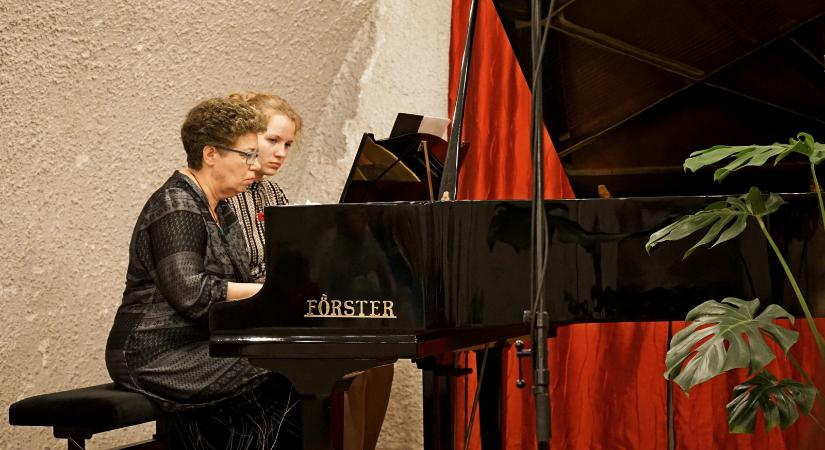 Négykezes megmérettetés immár 17. alkalommal a Járdányiban /fotógalériával/