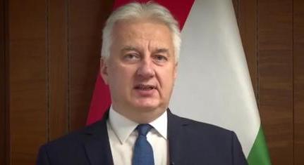 Semjén Zsolt éjszaka benyújtotta a gránitszilárdságú Alaptörvény 12. módosítására tett javaslatát