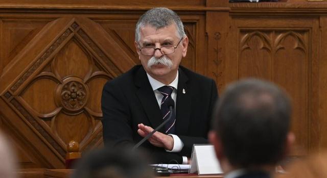 Kövér László hitlerezett a jászapáti szuverenitási lakossági fórumon