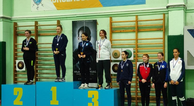 Fantasztikusan vívtak a vásárhelyi sportolók