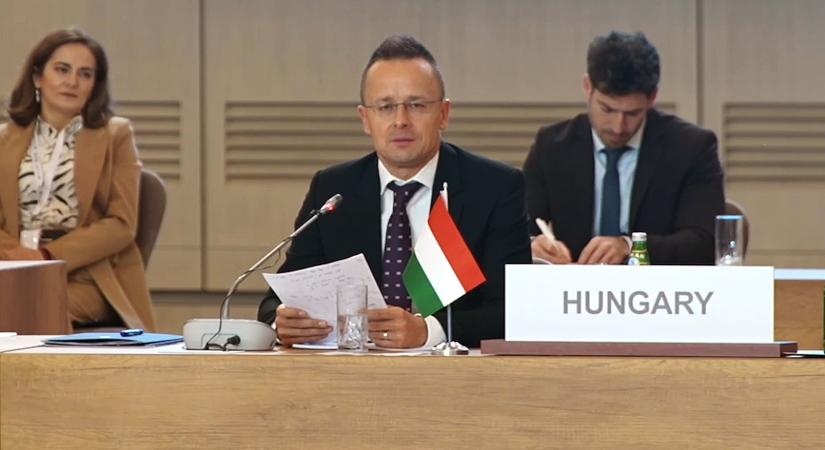 Szijjártó Péter: Közép-Ázsia szerepének megerősítése valódi európai érdek  videó