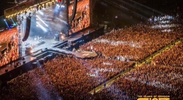 Revoluttal a Szigetre