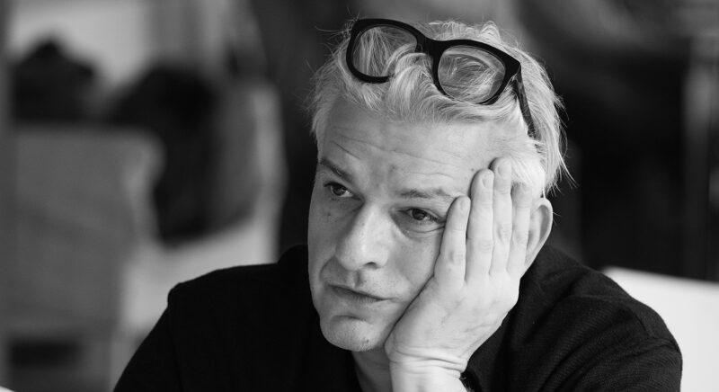 Alföldi Róbert: “Ami a baleset óta történik az egy rendes ötvenes évekbeli hűségcunami”