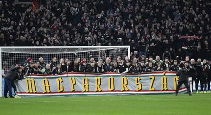 Magyar-magyar futballháború
