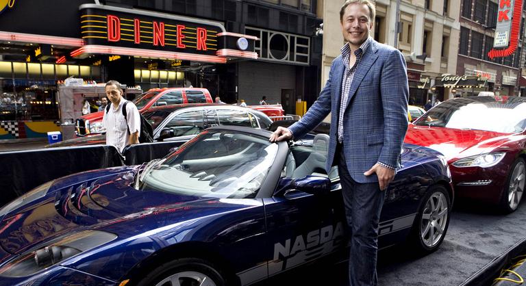 A Tesla mindent kiadott az egyik autójáról, így akár otthon is meg lehet építeni