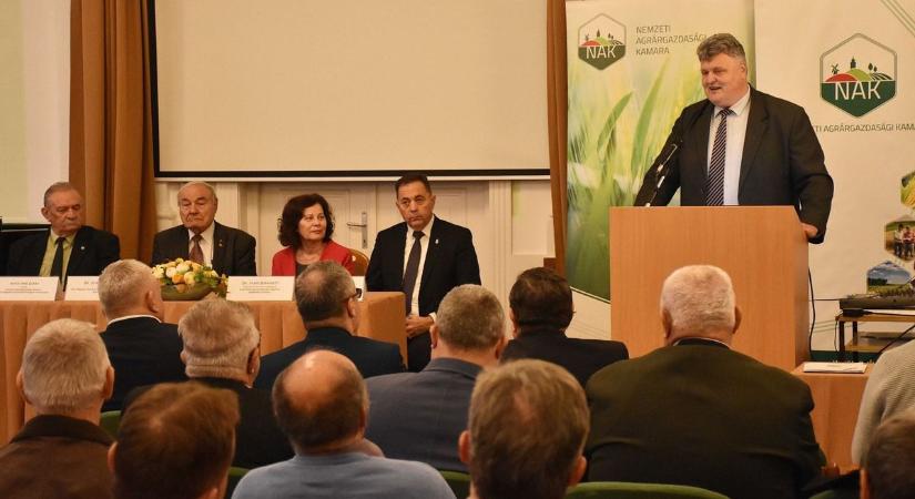 Közösen keresték a kiutat az agrárszektor problémáiból a jászberényi fórumon