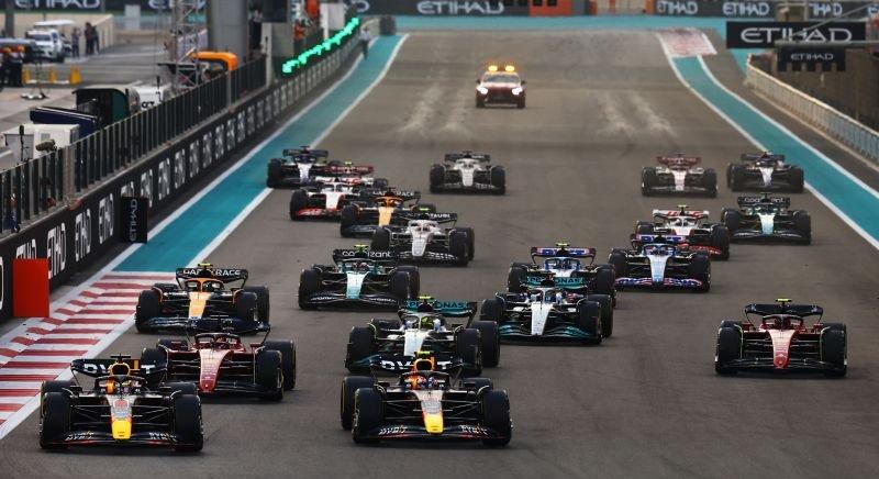Sprintversenyek és F1-es időmérő – szombati program